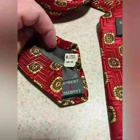 Robert Talbott Silk Necktie Red Gold Square Print Handsewn - Picture 2 of 7